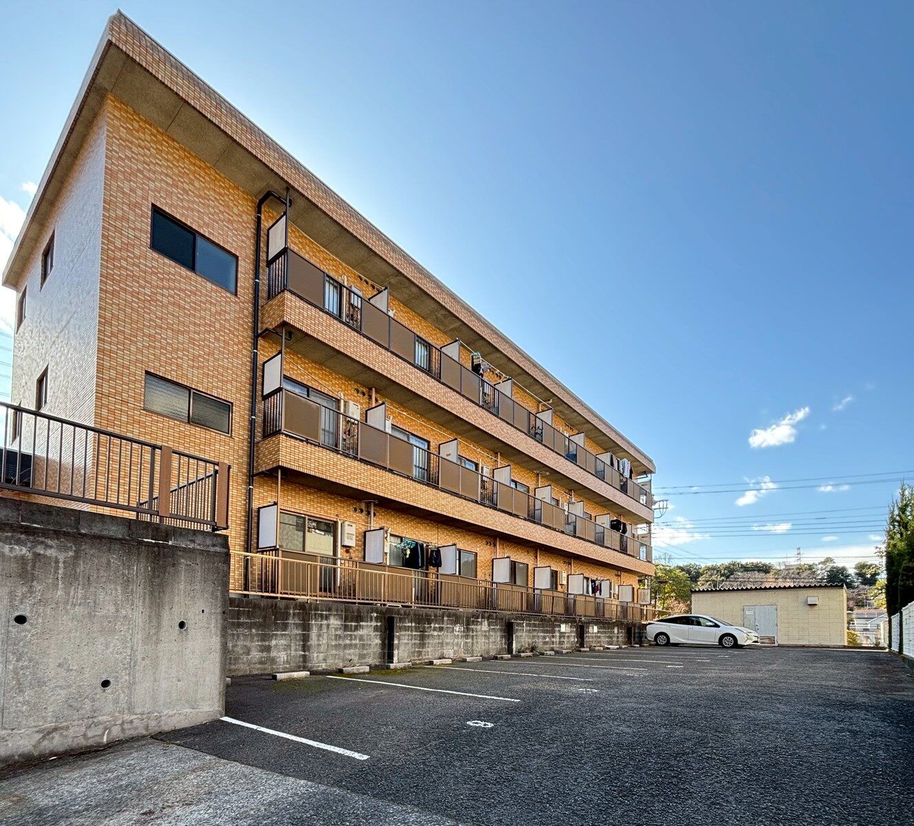 お引渡し前の室内チェックに行ってまいりました!