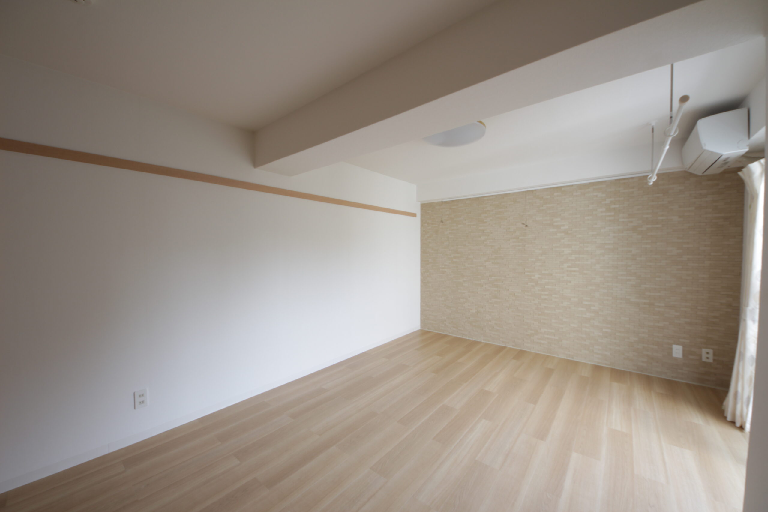 \\新規募集//聖蹟桜ヶ丘駅徒歩6分明るい室内の1R☆嬉しいフリーレント付き!